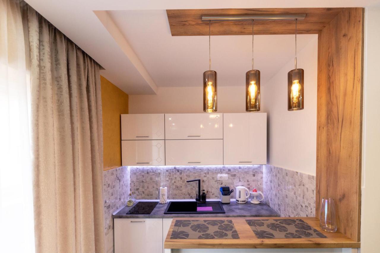 Foca Apartmani "Story Lux" Екстер'єр фото