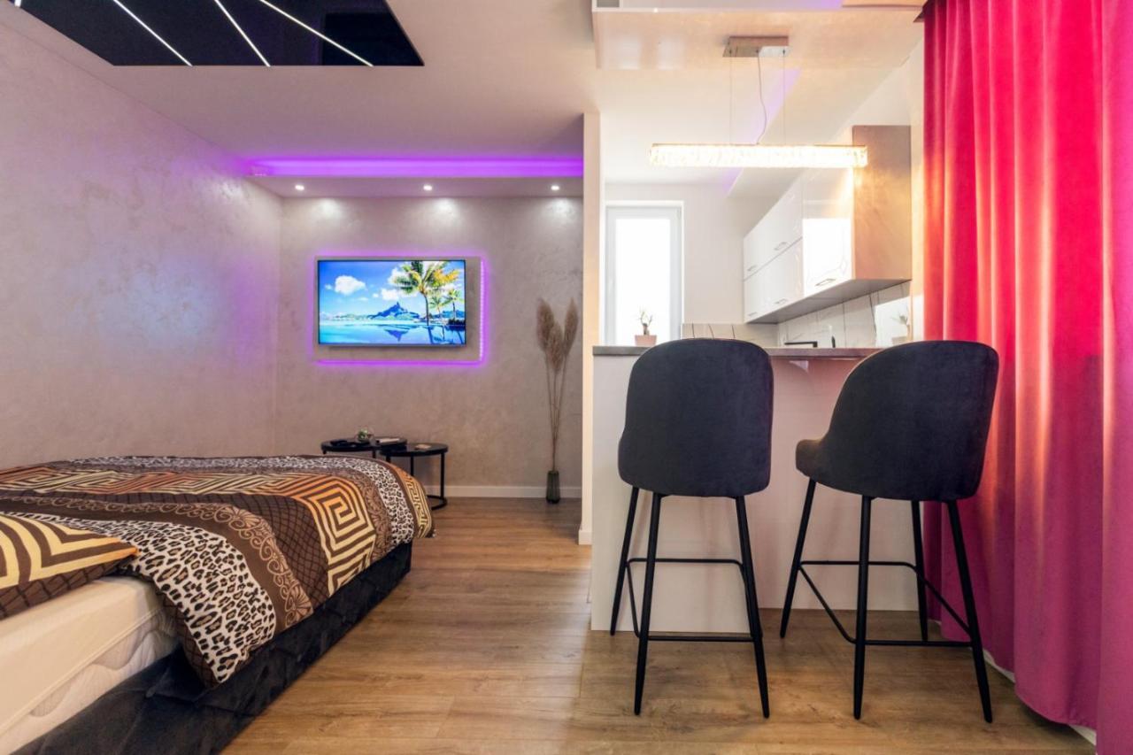 Foca Apartmani "Story Lux" Екстер'єр фото